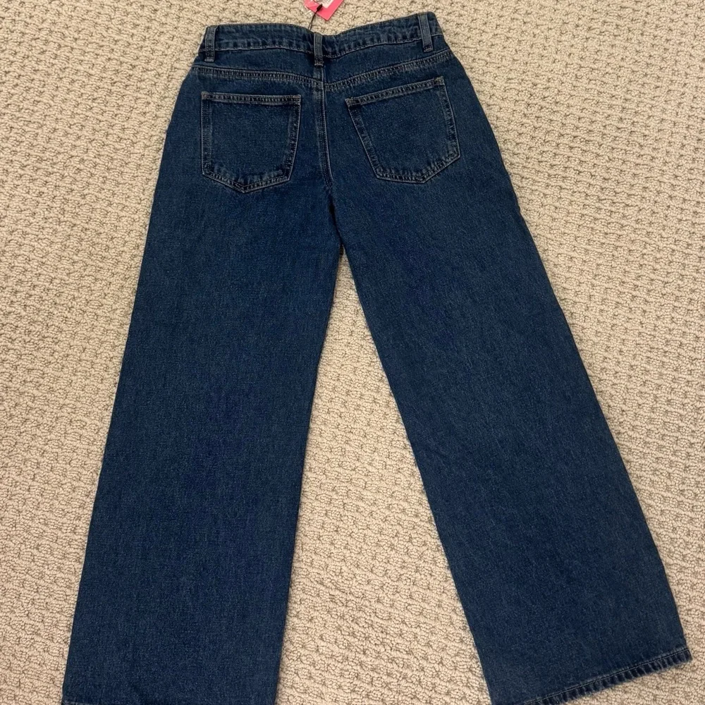 Edikted blue Jeans with Classic Fit - Picture 2 of 3